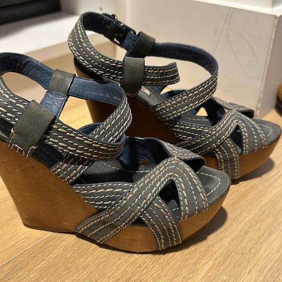 Miu miu platform wedge - Picture 1 of 3